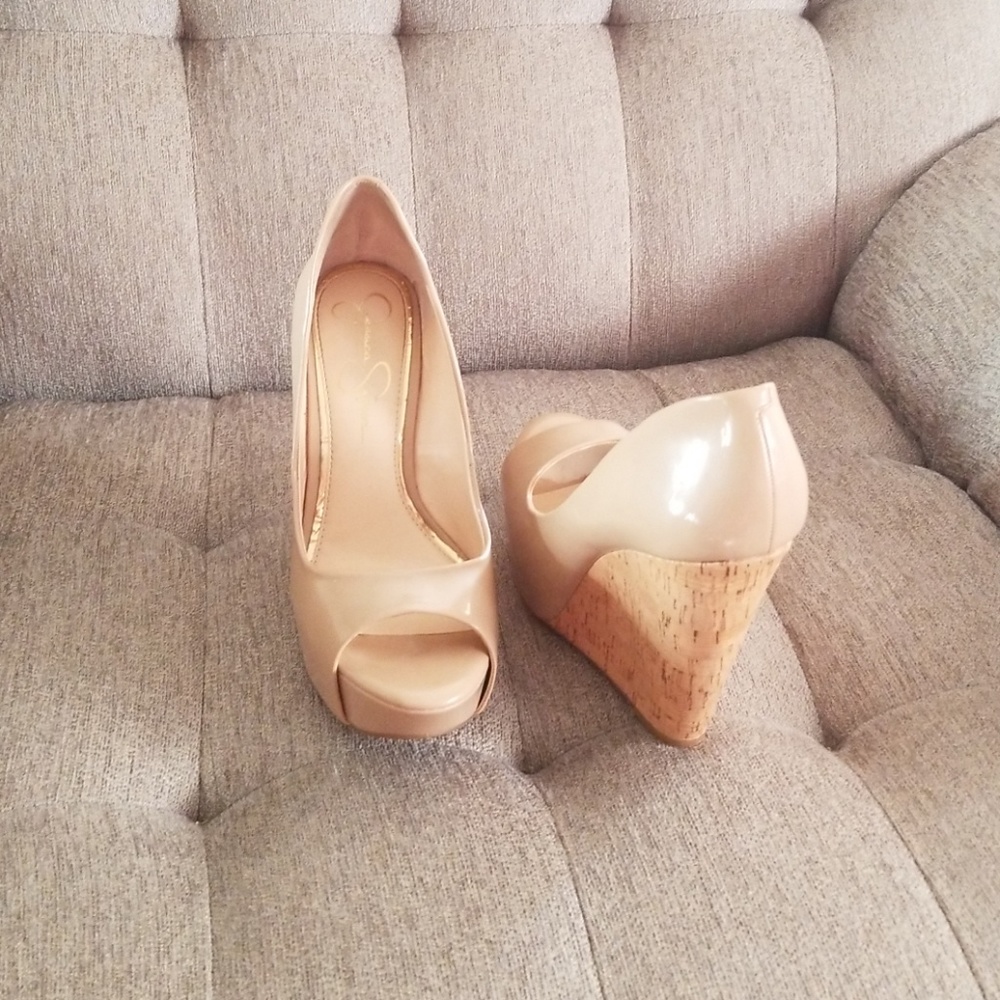 Jessica Simpson nude wedges